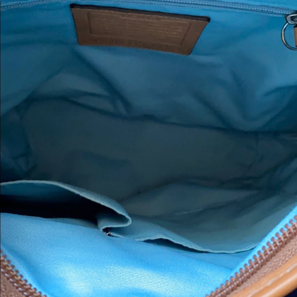 ✨Coach Shoulder Purse, Beige✨ - Picture 6 of 6